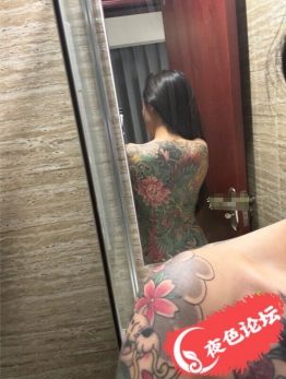 越秀公园前墨羽